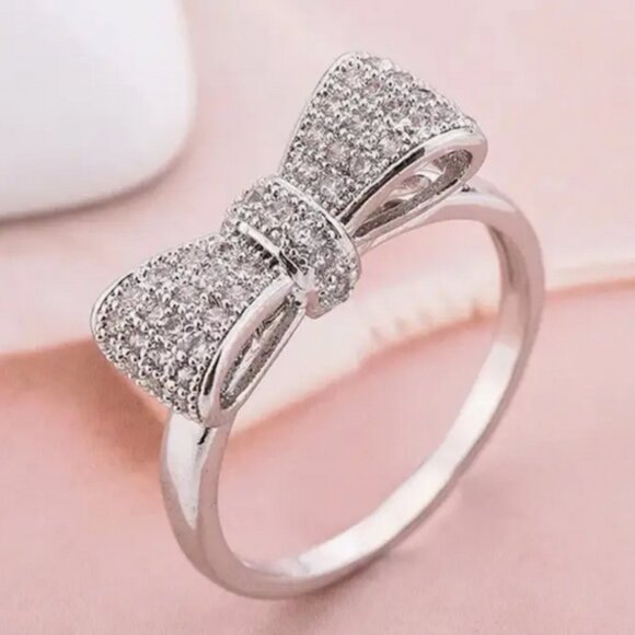 Simplicity Jewelry - Simplicity High-grade Rhinestone Bow ring
